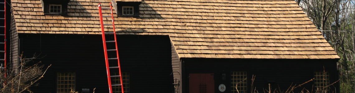 Advantages of Cedar Roof Shakes and Shingles